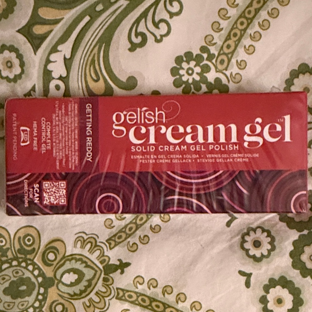 Gelish Cream Gel Polish - Getting Red-dy